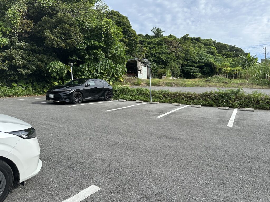 バトンスイート沖縄古宇利島駐車場